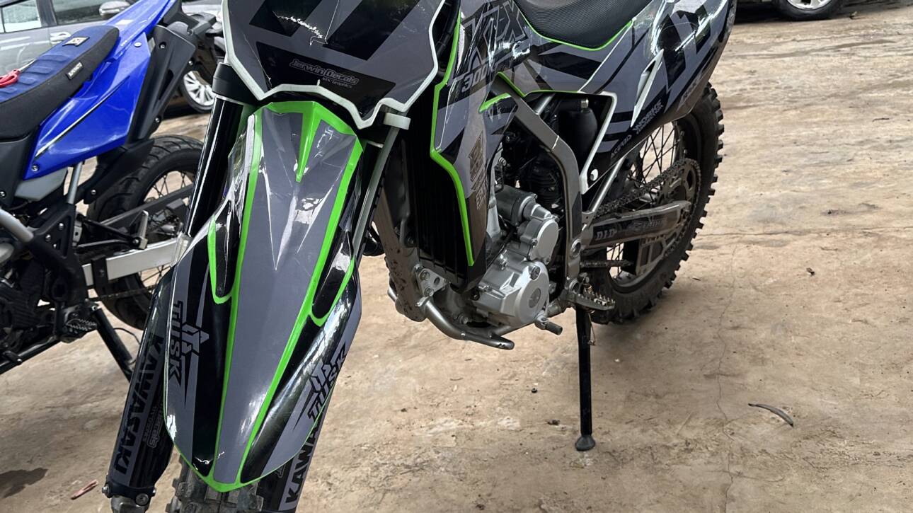 Kawasaki KLX 300